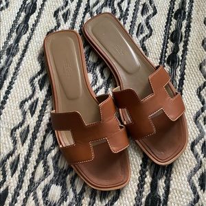 Hermes Oran Sandal 37 (7) Gold Brown Flat H Sandal | Authentic